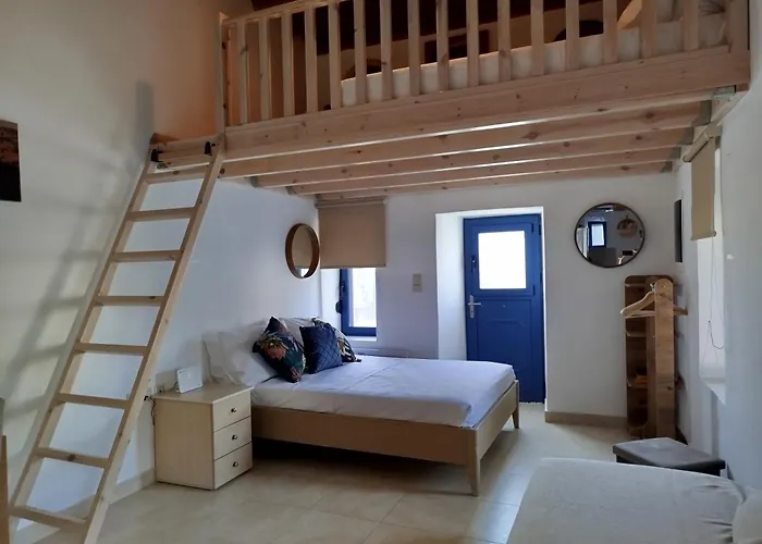 Grandpa's Place * Lagoudi Zia